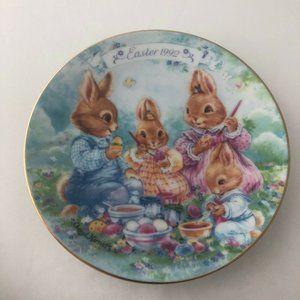 Vintage Avon 1992 5" Easter Plate Trimmed In 22kt Gold Cheryl Harness